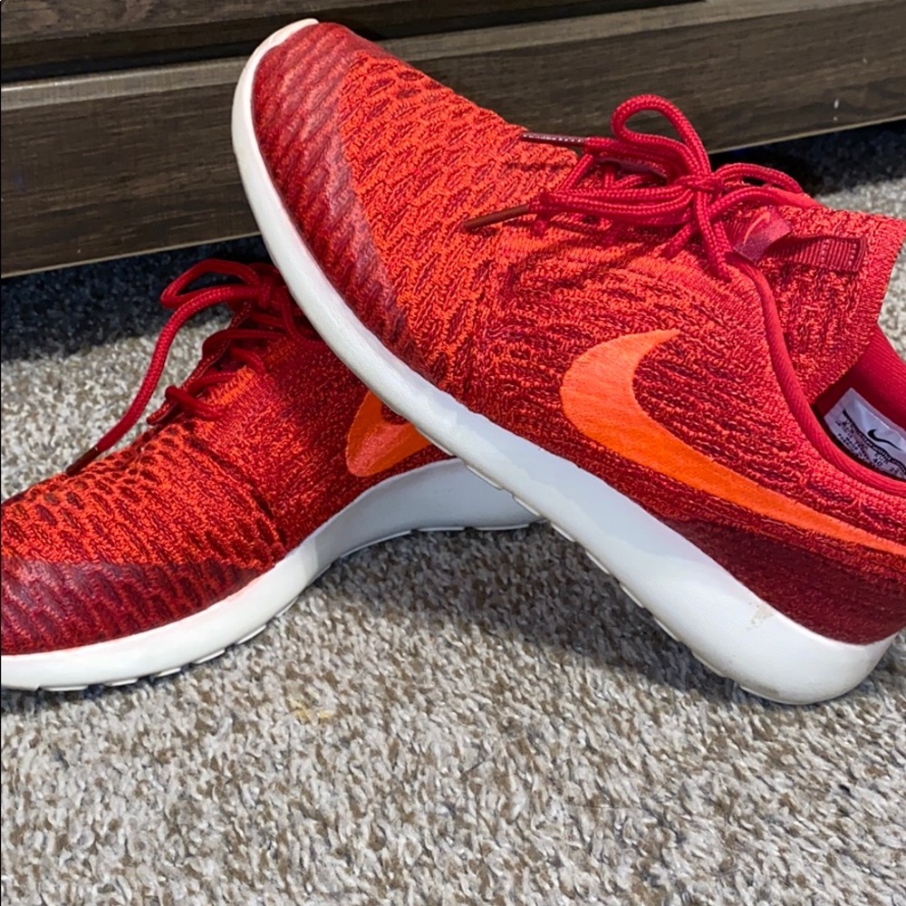 Red Nike sneakers (womens)